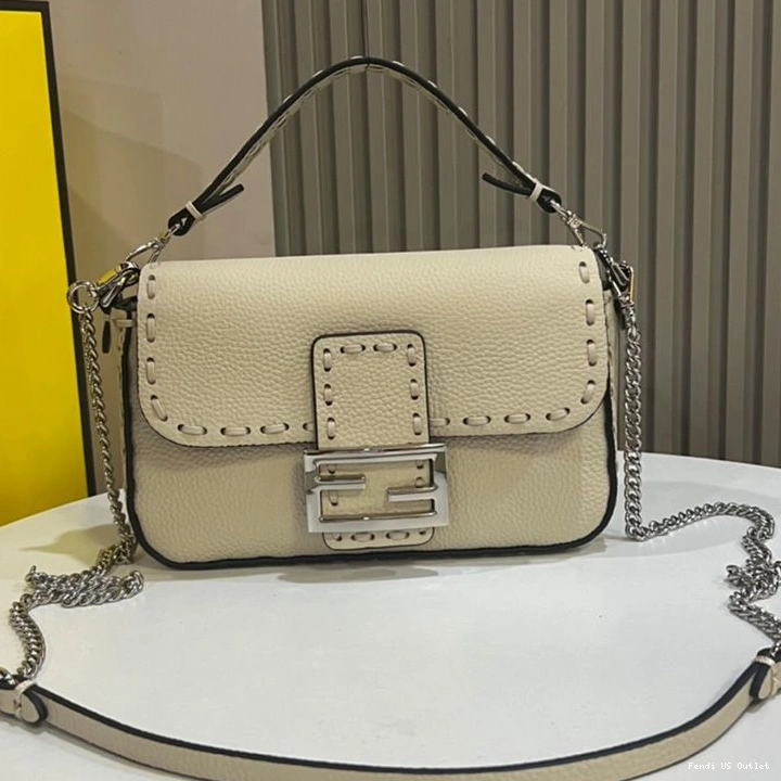 HOT Baguette Mini Selleria Bag In Leather Beige Romano Fendi Cuoio 0712